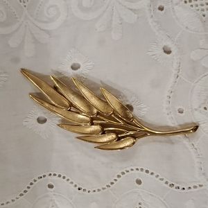 Trifari Large Goldtone Leaf Brooch